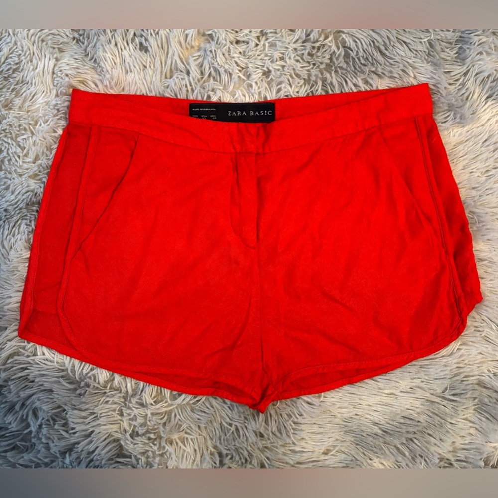 Zara Red Shorts Vibrant Modern Design